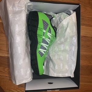 Air Humara ‘17/ Supreme Action Green